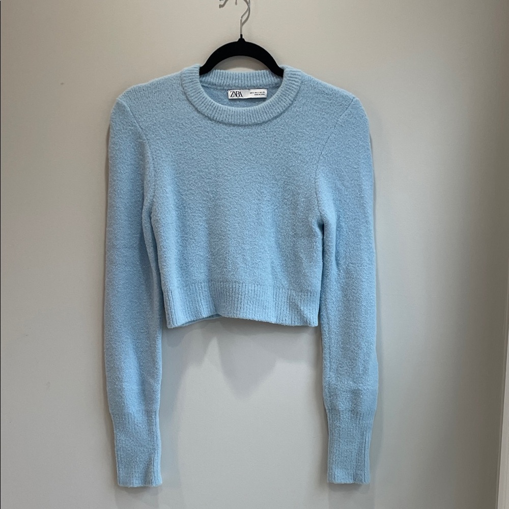 Zara Pale Blue Cropped Crewneck Sweater